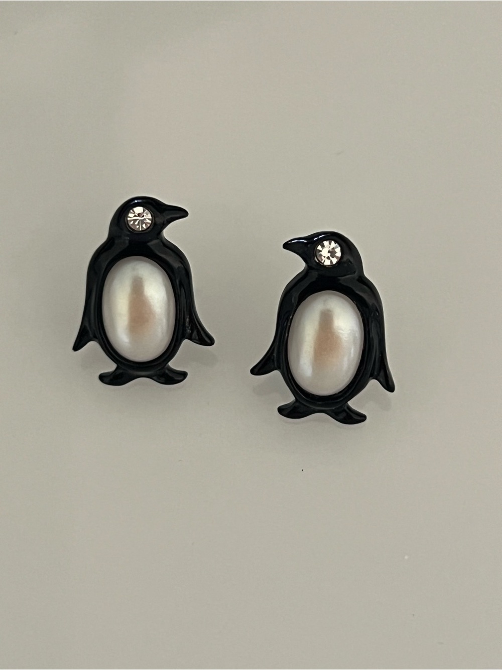 Vintage Avon Penguin Pearl-Accent Stud Earrings